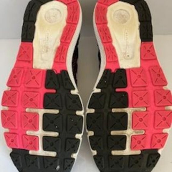 Under Armour Charged Black Pink Purple Sneakers size 6.5 Youth - Picture 6 of 7